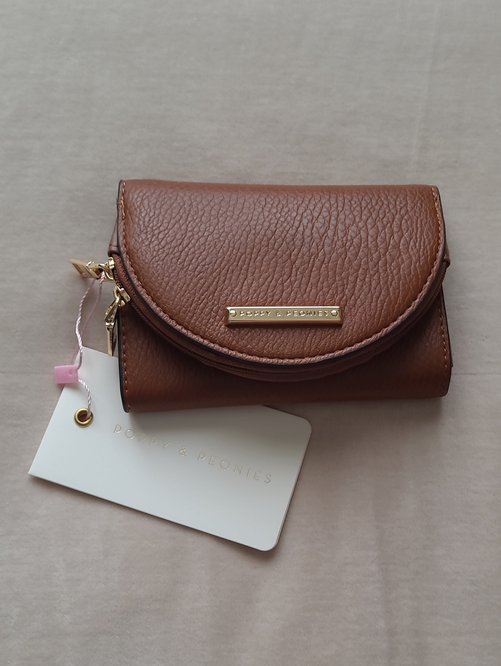 🆕️ Poppy & Peonies 'Margaux' Wallet In Chestnut